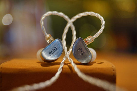 MOJI MONICA H2O 1DD+2BA In-Ear Headphone