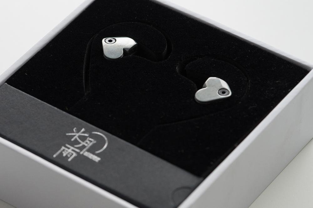 Moondrop SSR Super Spaceship Reference BeryIIium-Coated Dome Diagphragm Dynamic Driver In-Ear Earphone - SHENZHENAUDIO
