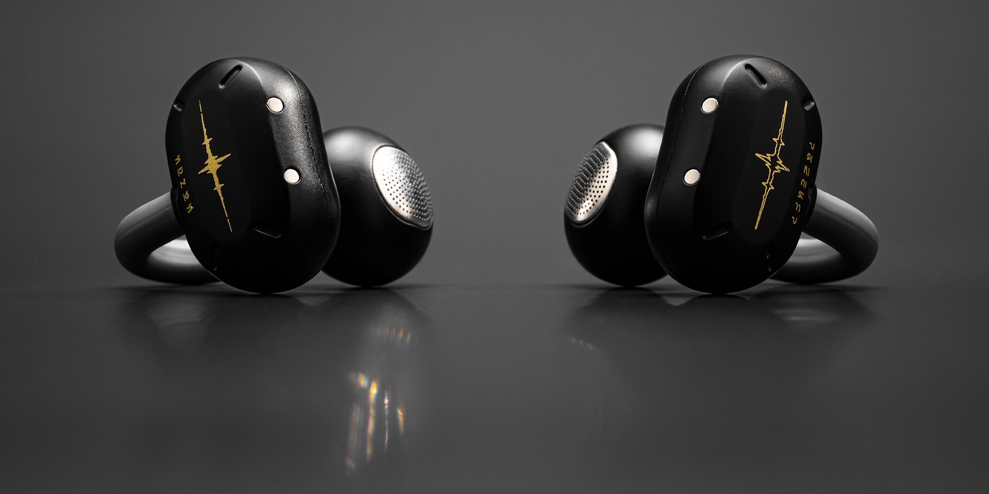 Honkai: Star Rail X MOONDROP Robin's Earphones