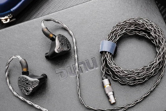 DUNU VULKAN DKX6 2DD+4BA In-Ear Headphone