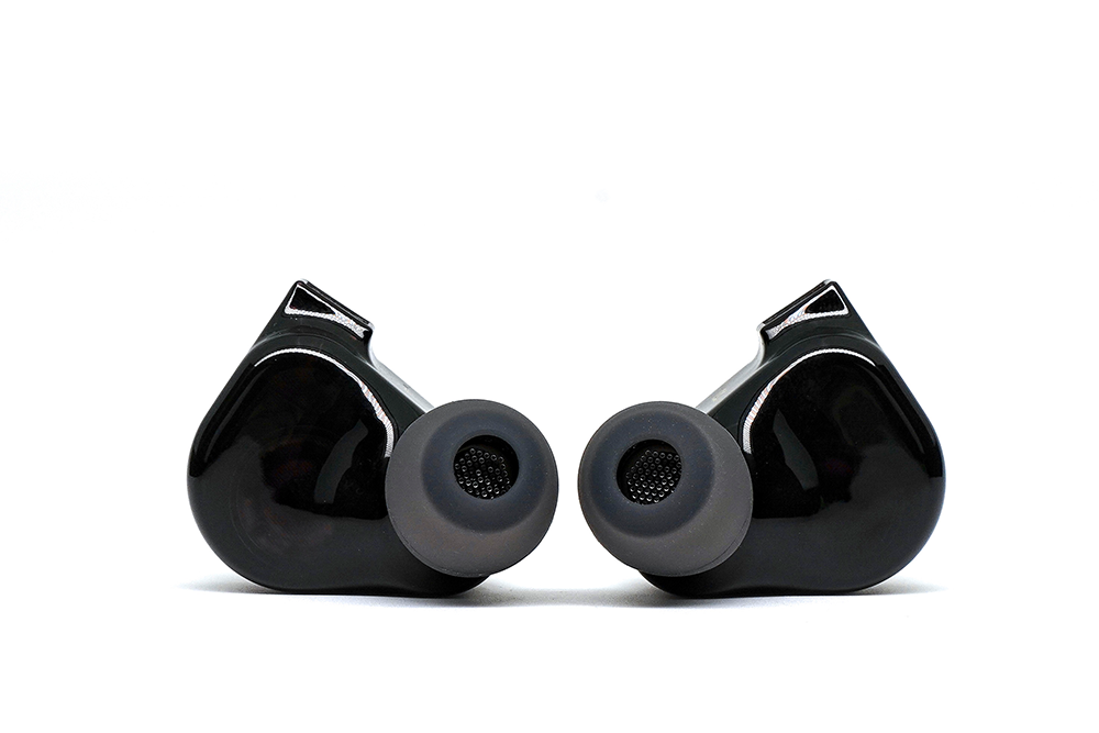 TRUTHEAR x Crinacle Zero:BLUE2 Dual Dynamic Drivers In-ear
