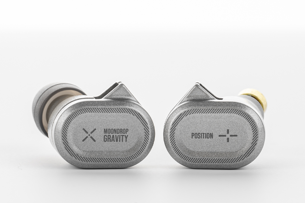 MOONDROP: Gravity Position 10mm Dynamic Driver Professional Gaming In-Ear Headphone.