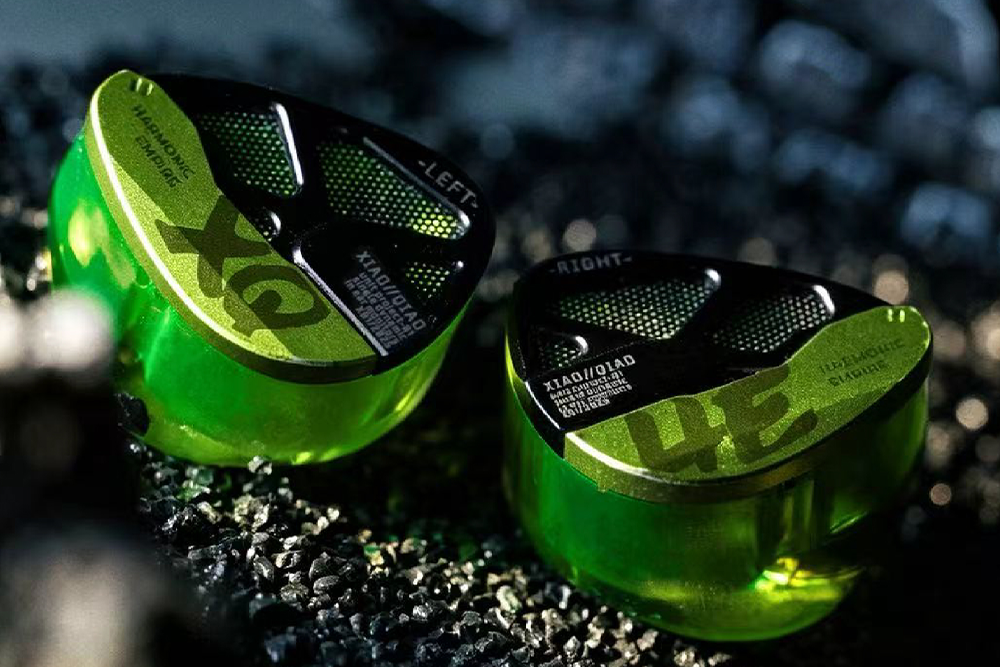 HE XIAO QIAO Rock Edition 10mm Dynamic Driver In-ear Headphone.