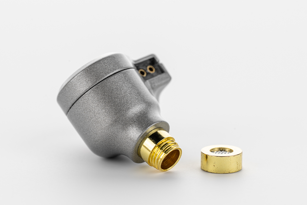 MOONDROP: Gravity Position 10mm Dynamic Driver Professional Gaming In-Ear Headphone.