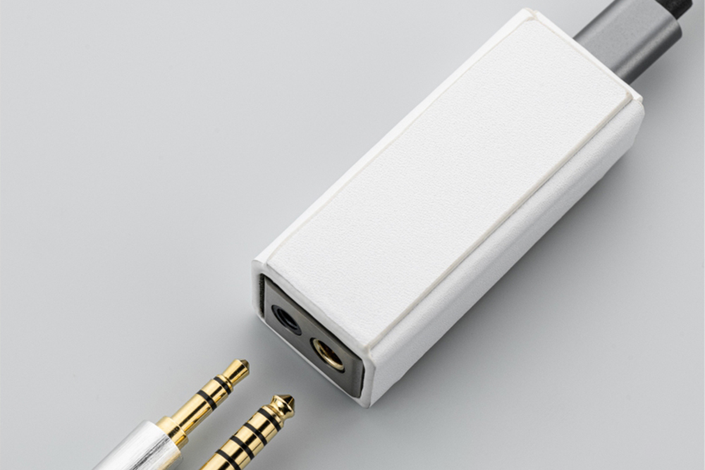 MOONDROP MOONRIVER 2:TI Portable DAC/AMP