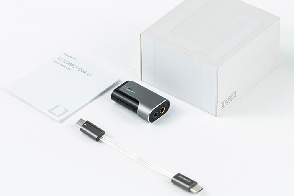 イヤホン Colorfly SILVER REFERENCE Colorfly「Silver Reference（銀参考）」と名付けられた3ダイナミック