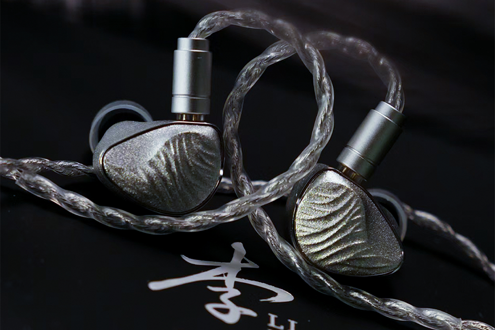 TNAGZU LI YUAN 10mm Dynamic In-Ear Headphone.