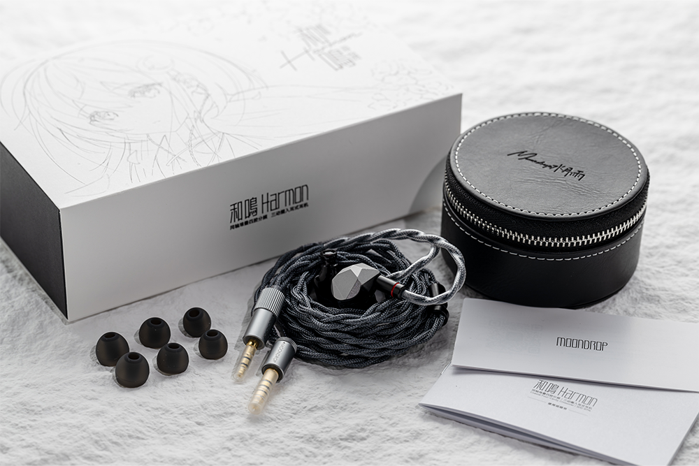 MOONDROP HARMON Three Dynamic Drivers In-ear Headphone MOONDROP HARMON Three Dynamic Drivers In-ear Headphone