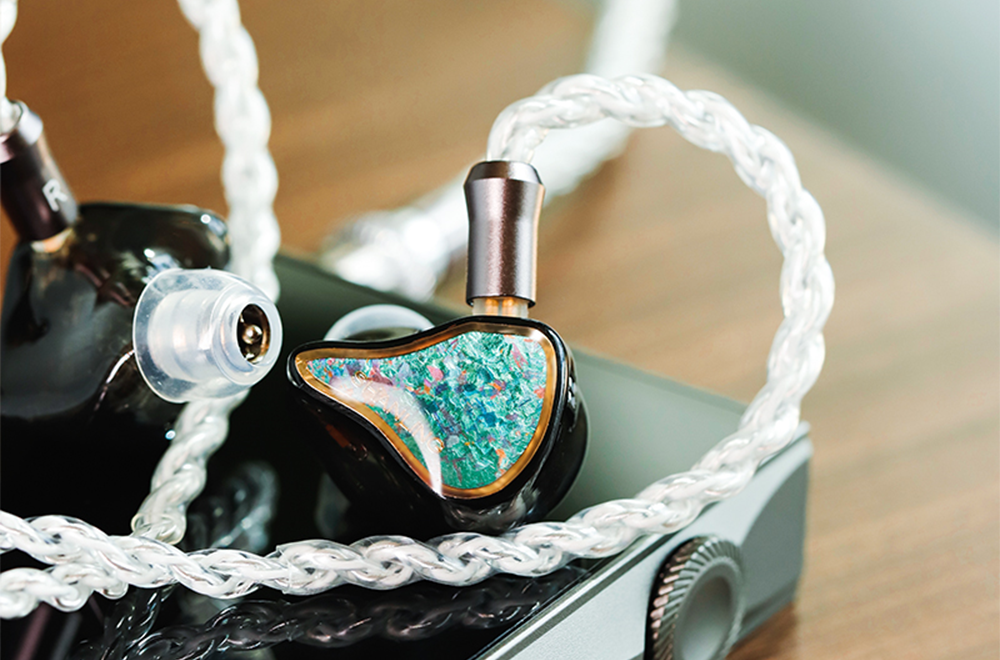 SHANLING Regal 2DD+4BA+2Planar In-ear Headphone