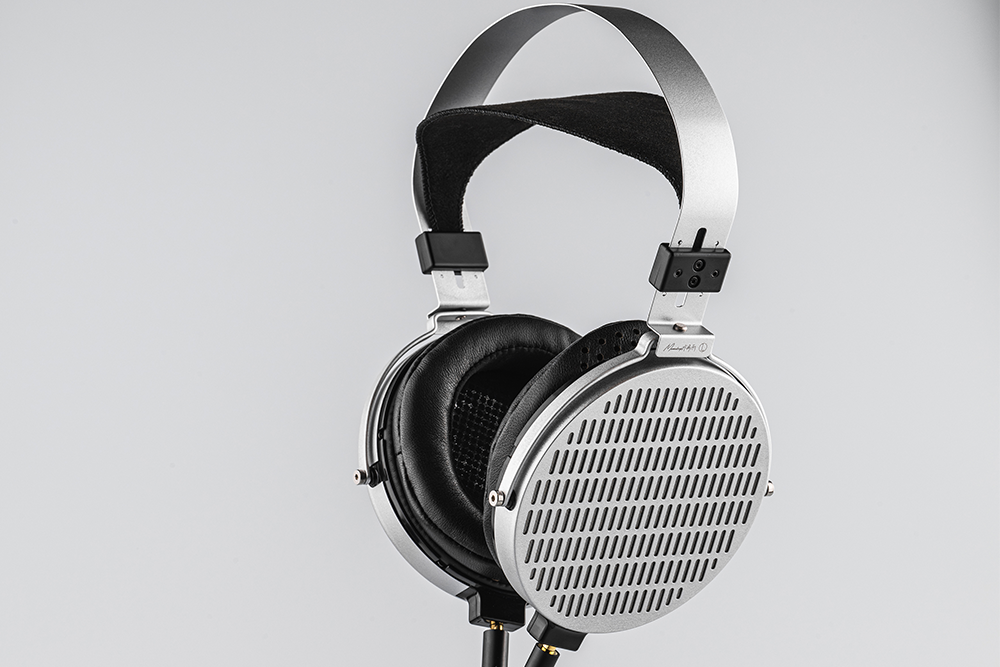 MOONDROP COSMO 100mm Planar Full-Size Flagship Over-ear Headphone MOONDROP COSMO 100mm Planar Full-Size Flagship Over-ear Headphone