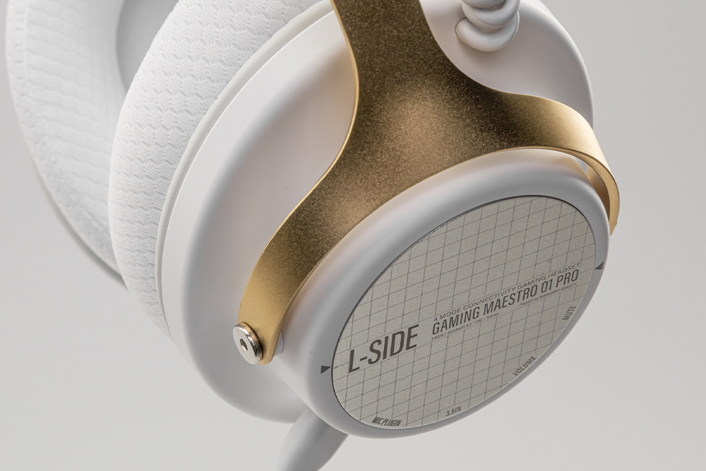 MOONDROP: Gravity GM-01 PRO 50mm Dynamic Driver Professional Gaming Over-ear Headphone.