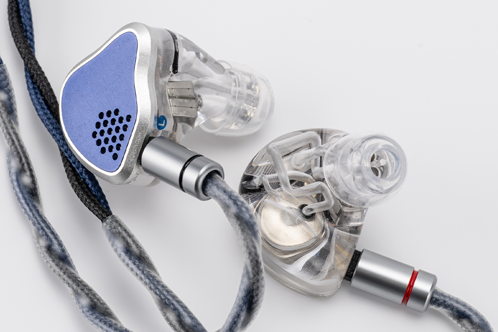 MOONDROP Silicon 1DD+2BA+2MEMS In-ear Headphone.