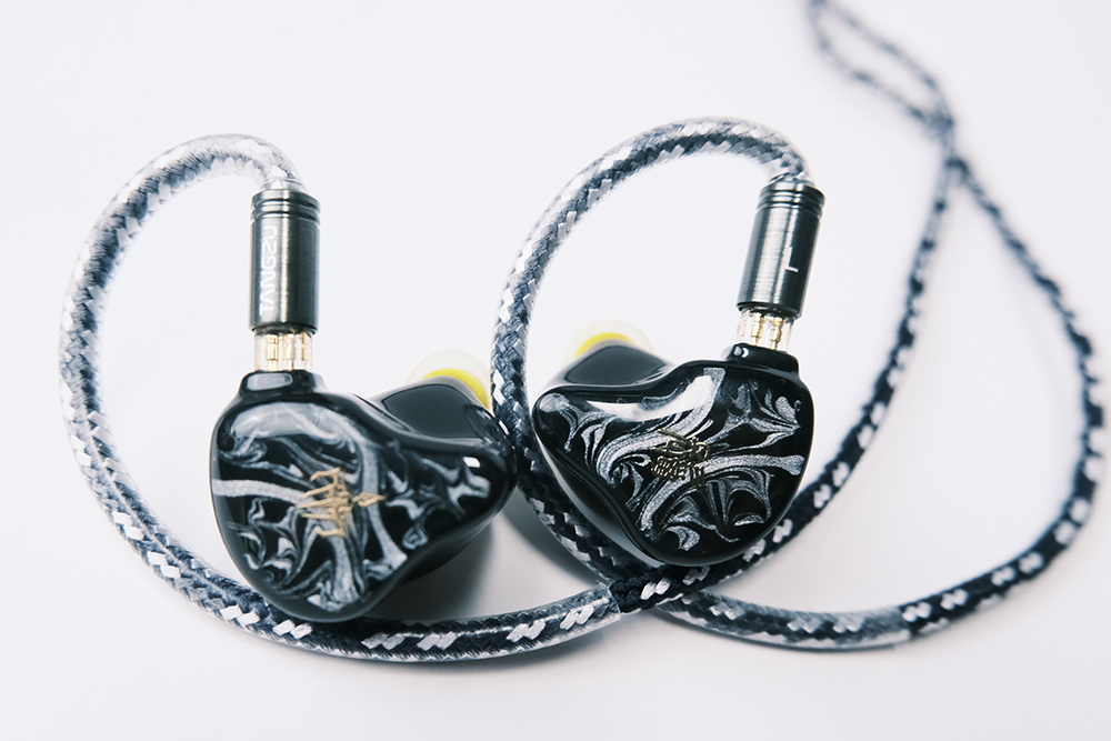 TANGZU BA JIE 1DD+4BA+1EST+1BC In-Ear Headphone TANGZU BA JIE 1DD+4BA+1EST+1BC In-Ear Headphone