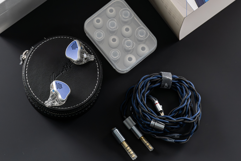 MOONDROP Silicon 1DD+2BA+2MEMS In-ear Headphone.