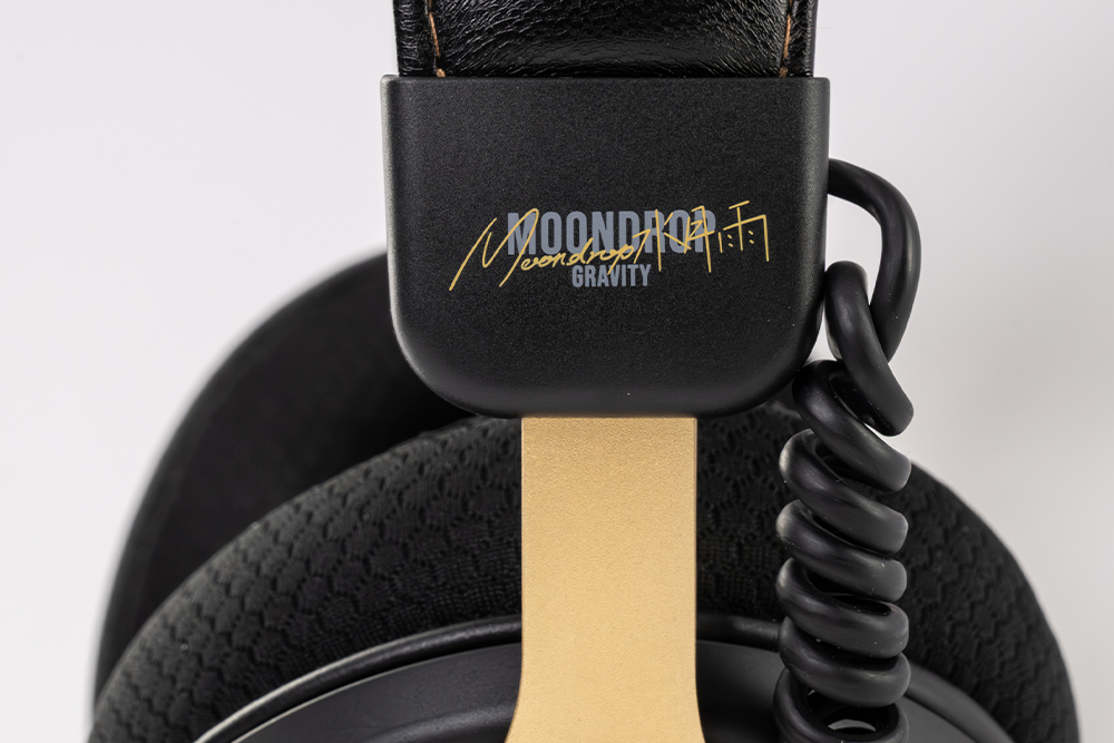 MOONDROP: Gravity GM-01 PRO 50mm Dynamic Driver Professional Gaming Over-ear Headphone.