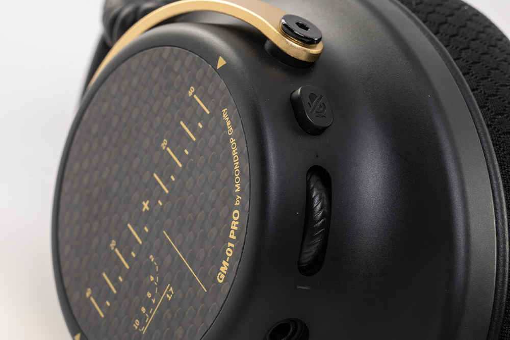 MOONDROP: Gravity GM-01 PRO 50mm Dynamic Driver Professional Gaming Over-ear Headphone.