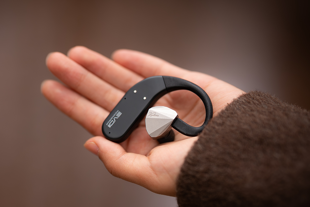 MOONDROP EVO II True Wireless Ear Hook.