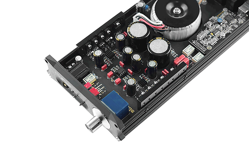 Matrix M-Stage HPA-3U⁺ Class A Headphone Amplifier USB DAC Decoder.